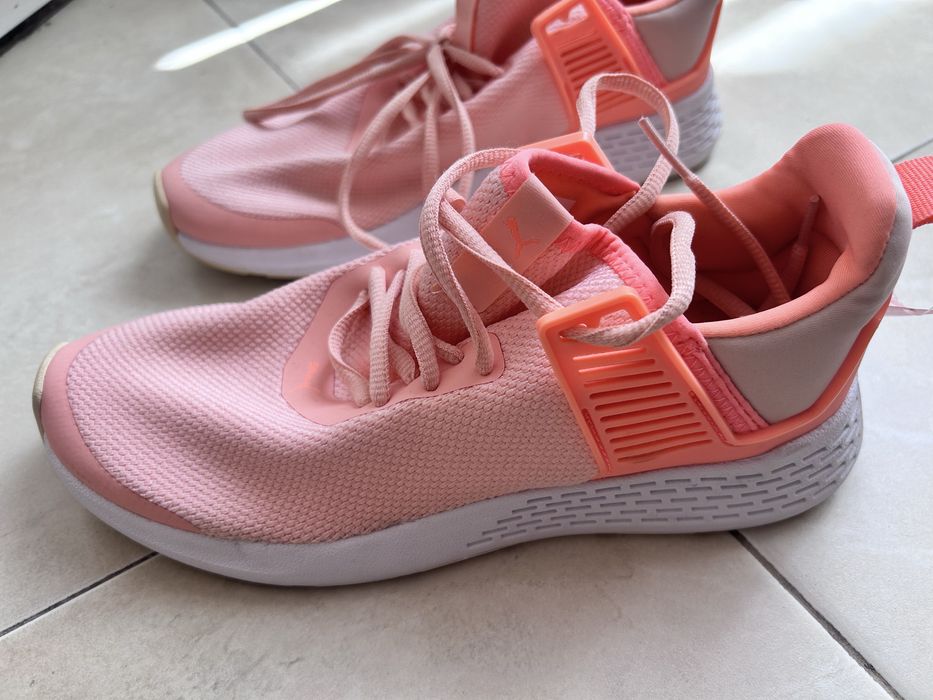 Маратонки Nike 38 номер