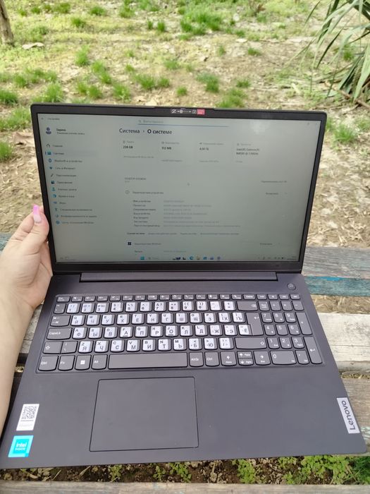 Продаю ноутбук LENOVO