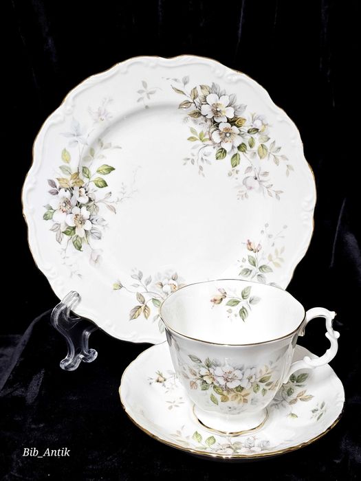 Royal Albert порцелан от Англия