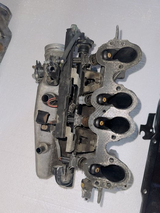 Головка ауди 80 2.0