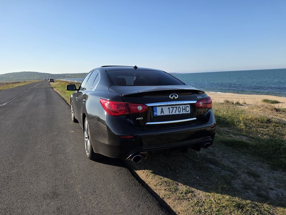 Infiniti q50 s 3.7 LPG