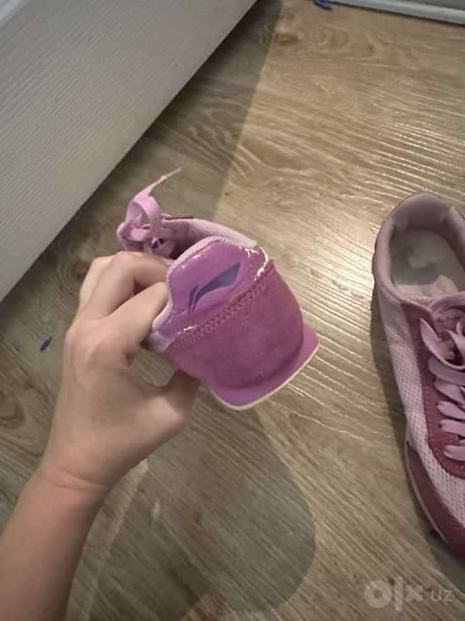 Кроссовки 37 lining