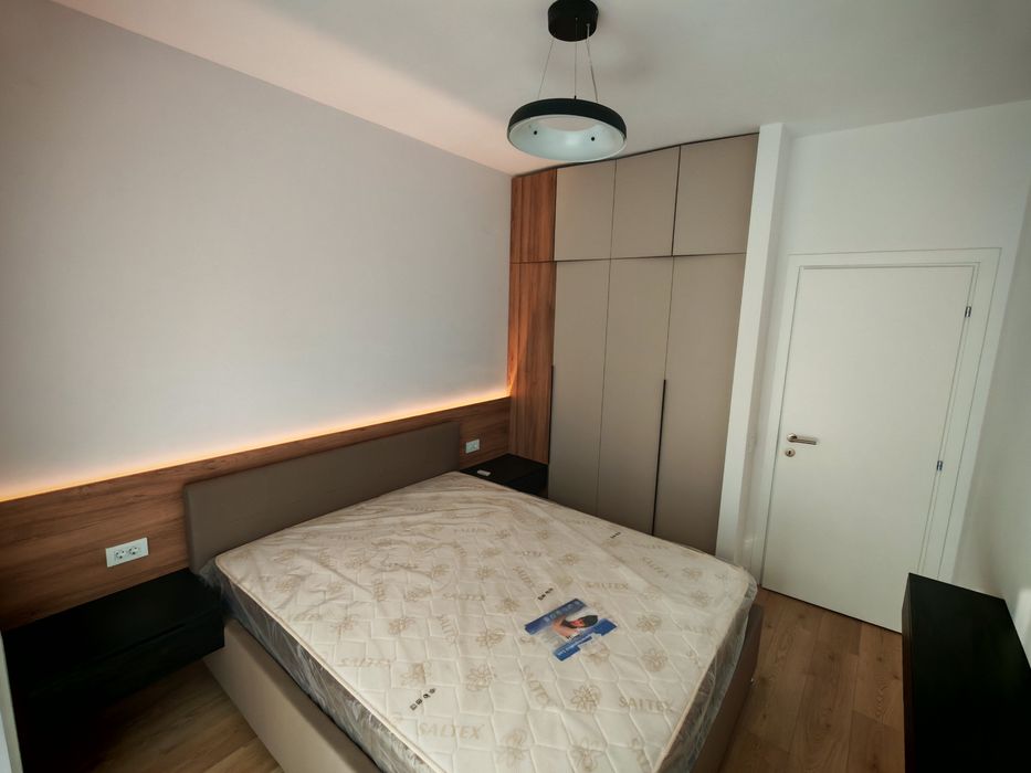 Persoana fizica  2 camere SILK DISTRICT Prima inchiriere cu Loc Parcare