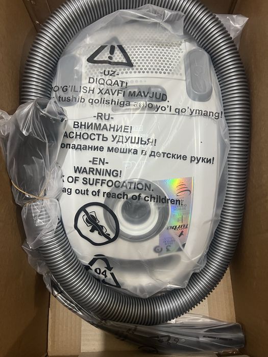 Пылесос ARTEL VCB0120, белый, 2000Вт