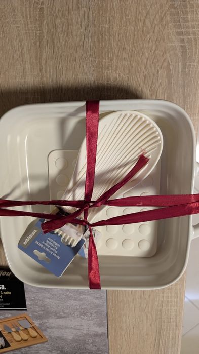 Vând set de tava de cuptor