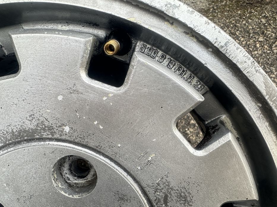 Джанти с гуми от Пежо 205