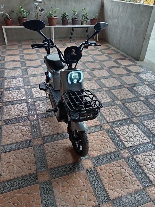 elektro skuter aramada