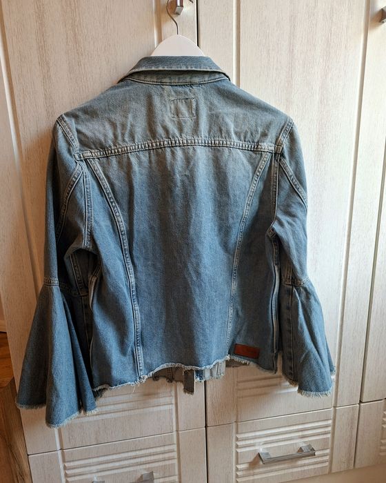 Оригинално дамско  дънково яке на Pepe Jeans