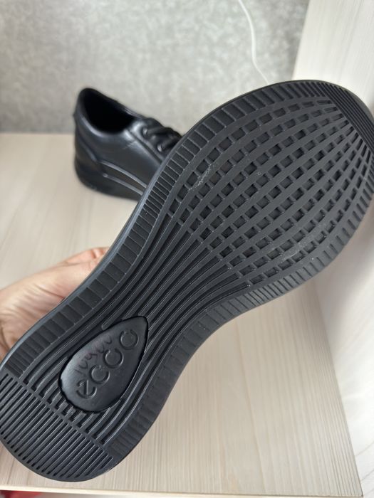 Продам новые туфли