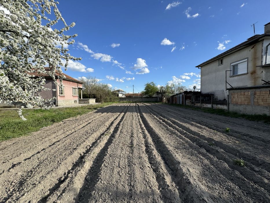 Продава се Къща в Казанлък - 100 кв.м за 1010 €/кв.м - Снимка #4