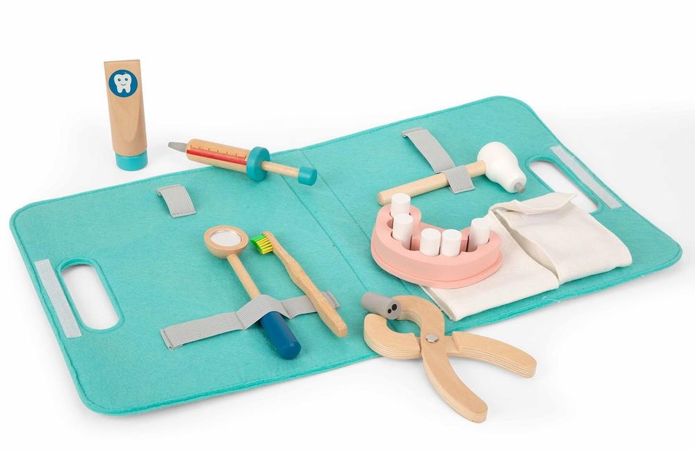 Дървен зъболекарски комплект