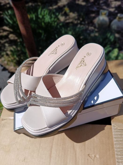 Обувь женская,летняя