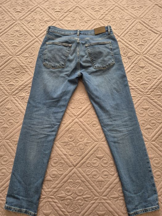 Продам джинсы мужские