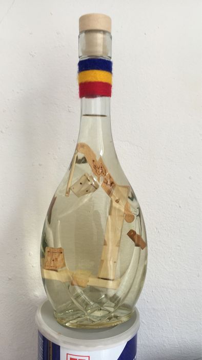 Sticle artizanale cu lemn sculptat interior Cadou!