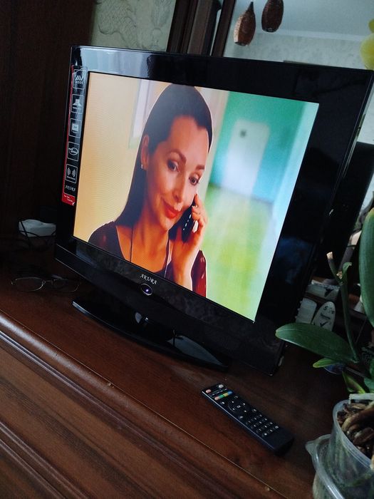 Телевизор продам