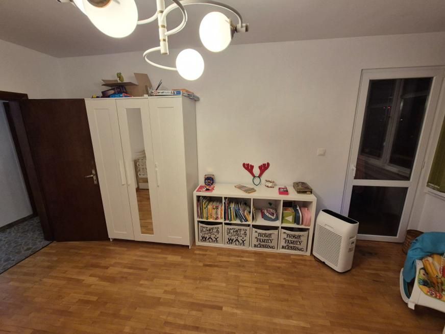 Дава се под наем Четиристаен апартамент в София, Слатина - 110 кв.м за 650 € - Снимка #3