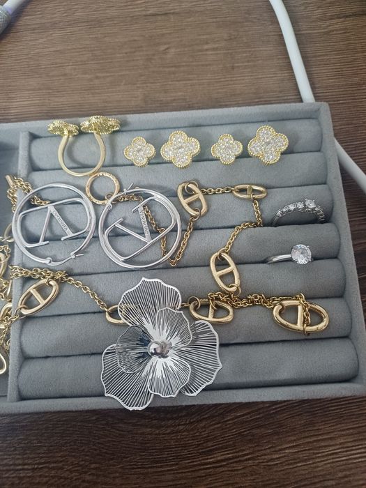 часы и бижутерия люкс