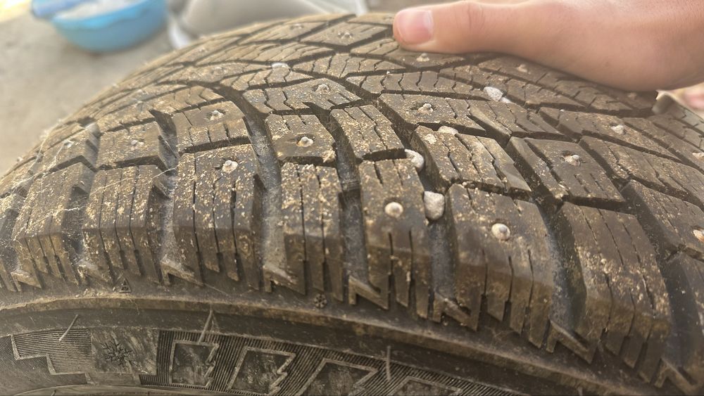 Шипованные шины с дисками