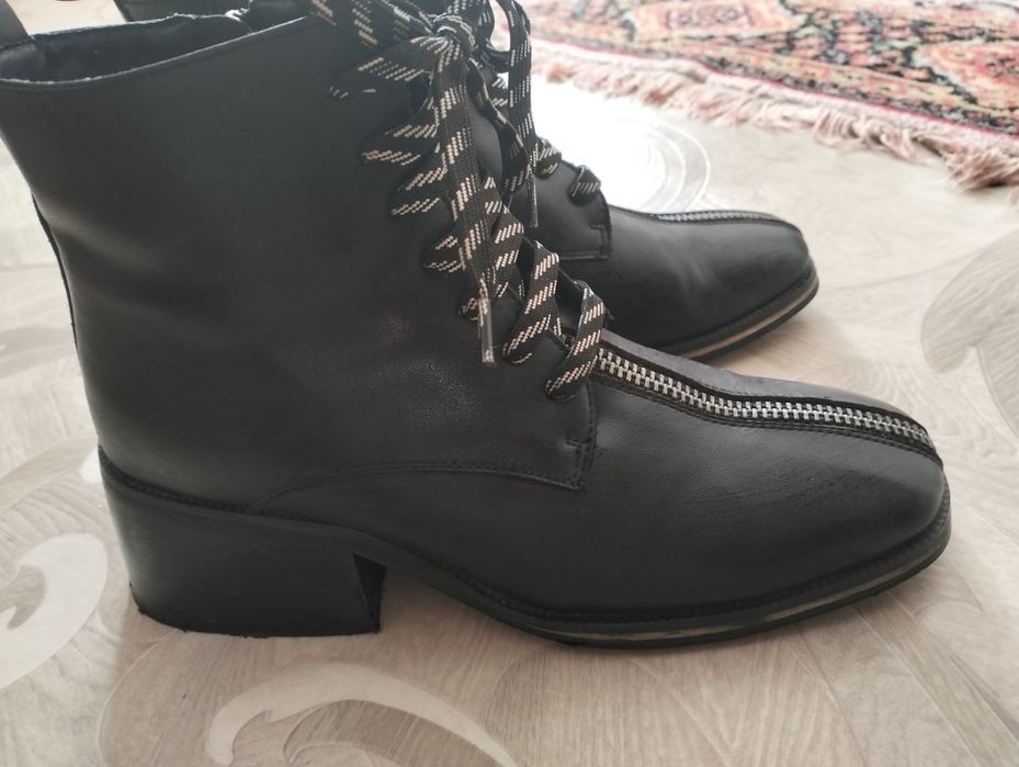 Продам ботинки осень-весна