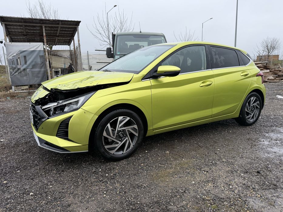 Hyundai i20 2025 ca nou 7000km avariat frontal pret fix!