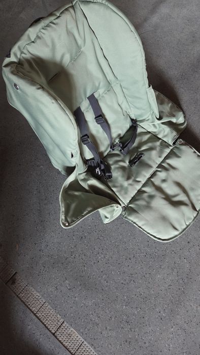 Carucior 3in 1. marca  CAM