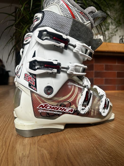 Clapari marimea 37-38