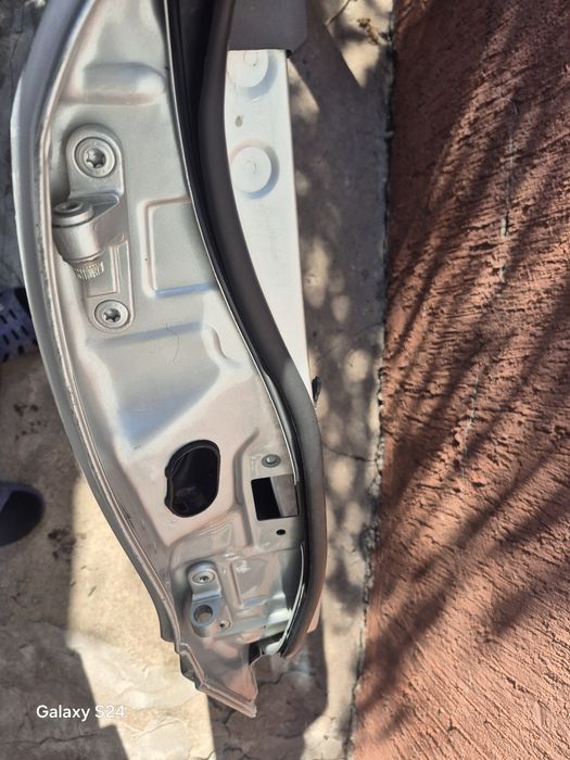 Задние двери Mercedes S211 универсал