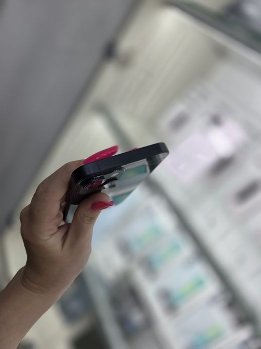 Humor GSM oferă spre vânzare / iPhone 14 / 256 GB / Midnight / Baterie 100% / Garanție 12 luni / Rate