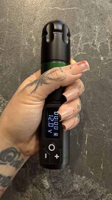 Тату машинка (в идеальном состоянии)