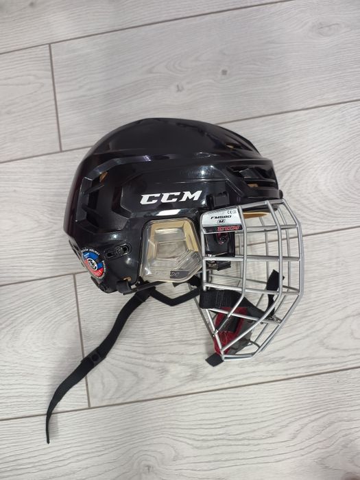 Шлем хоккейный детский