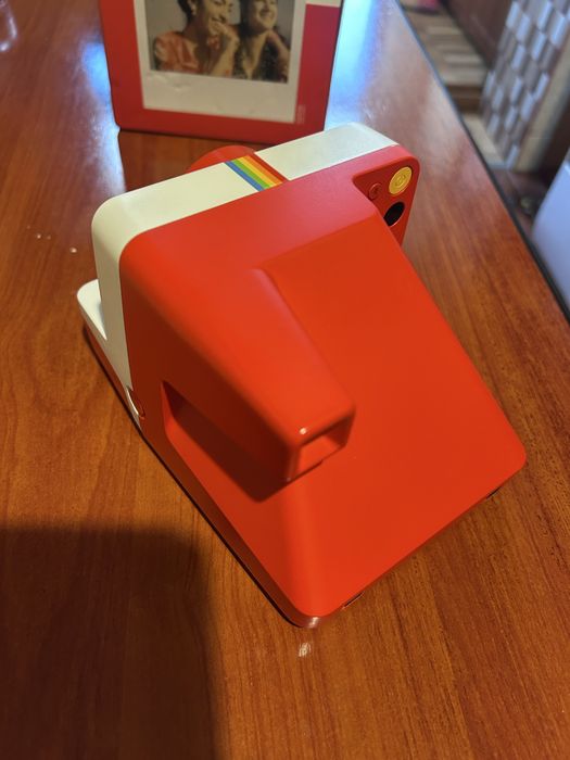 Vand Polaroid instant + un set de filme i-type