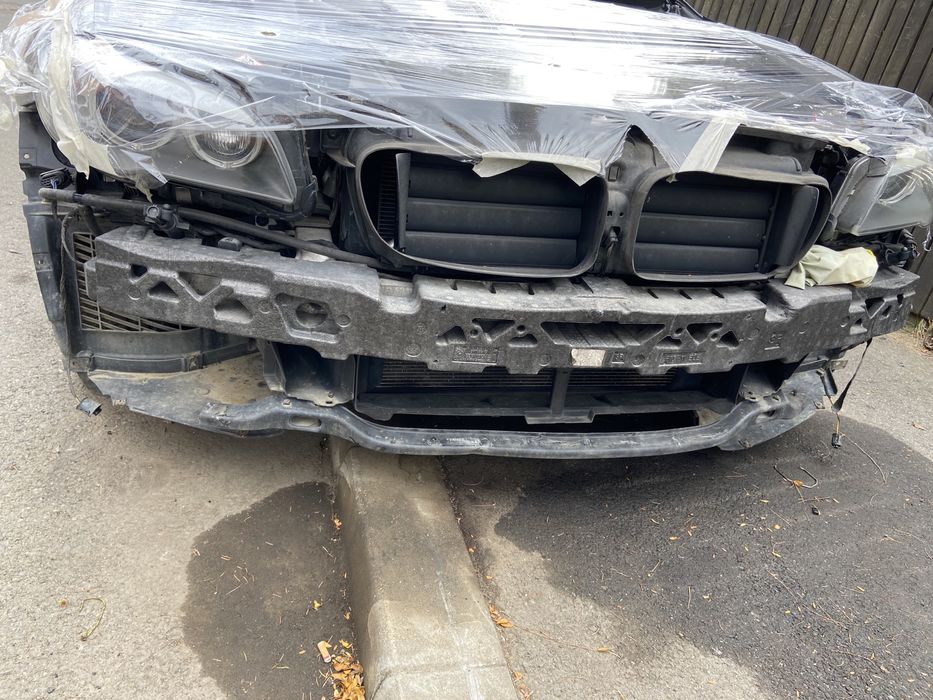 pedestrian trager bmw f10 f11 deflector aer  bmw f10 f11