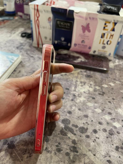 Iphone 12 mini ideal holatda