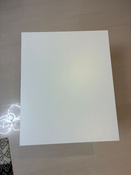 Măsuță de cafea alba