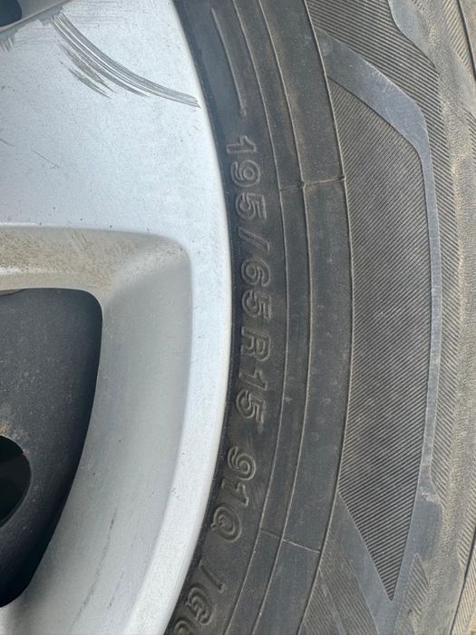 Продам срочно авто шины