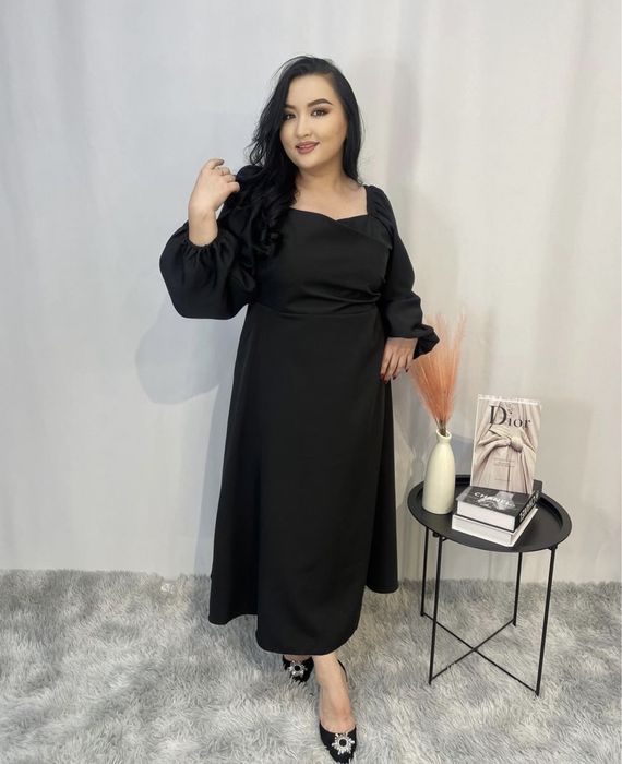 Платья в чёрном цвете