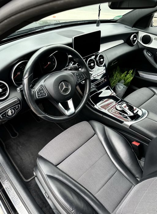 Mercedes-Benz C 250