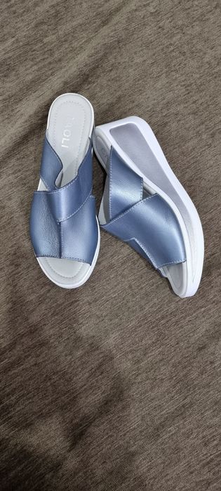 Женская     обувь