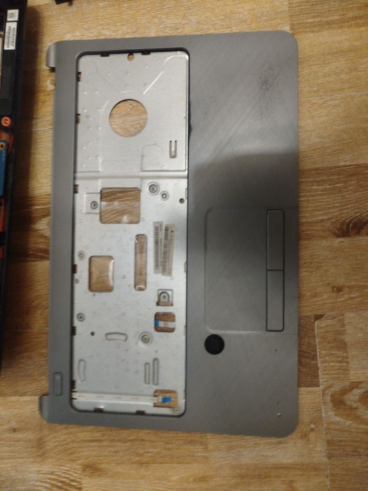 HP 15-r151nr 

Ноутбук подаёт признак