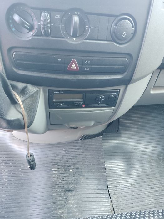 Vând Mercedes  - Benz Sprinter 209