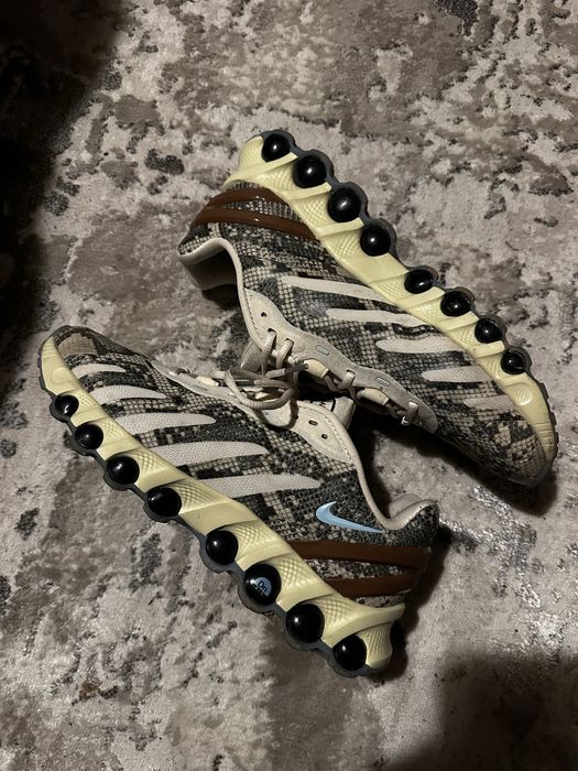 Nike Air Max Dn8 Snakeskin "Light Khaki"