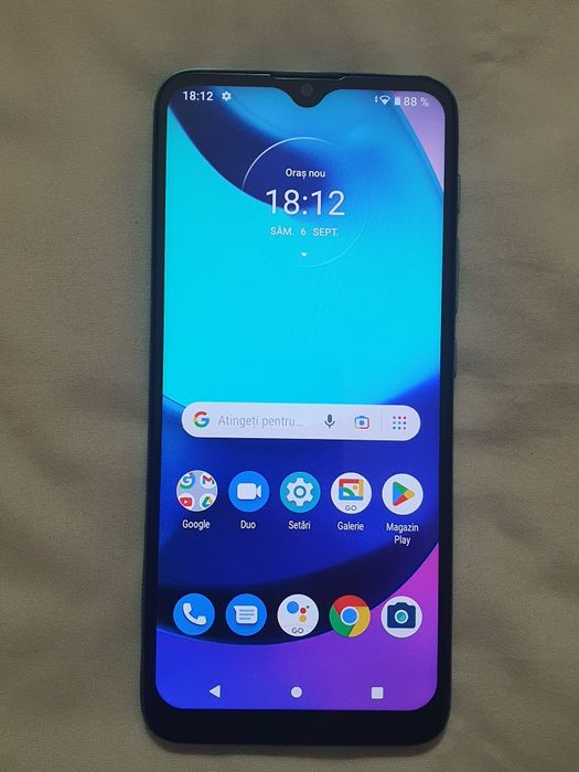 Motorola E 20...