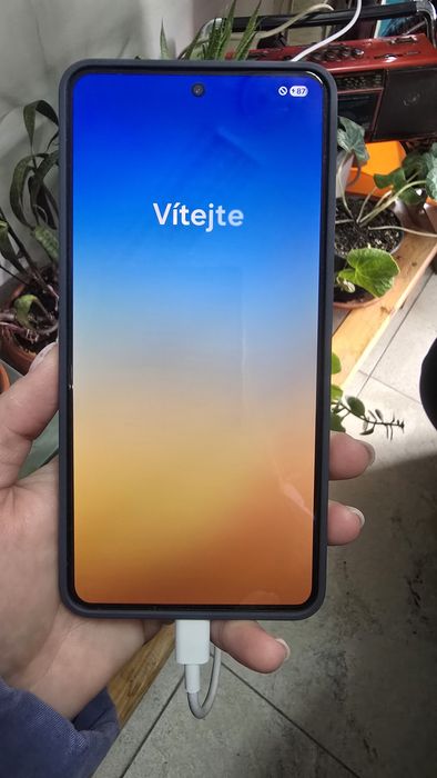 Samsung S25 Edge 12 GB/ 256Gb 
500 Евро