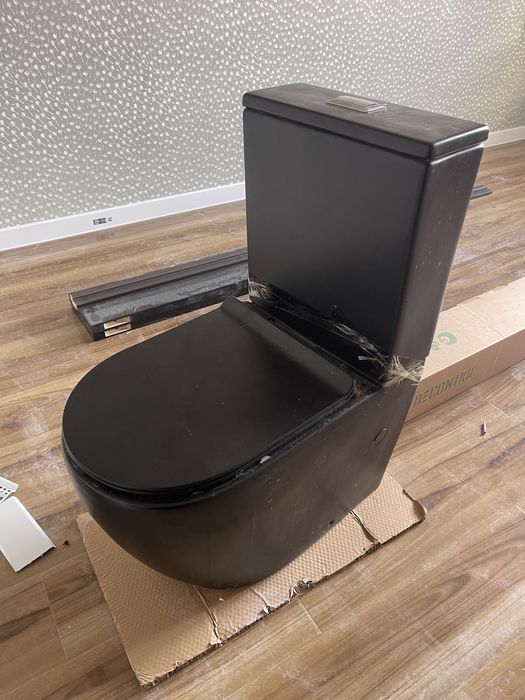 Продам унитаз состояние хорошее