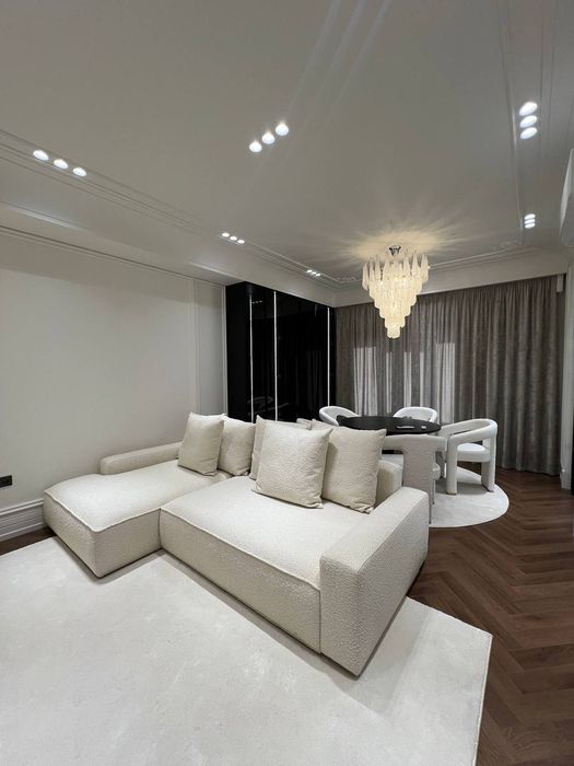 3-комнатная квартира 100 м² с ремонтом в навостройке ЖК "Akay City"