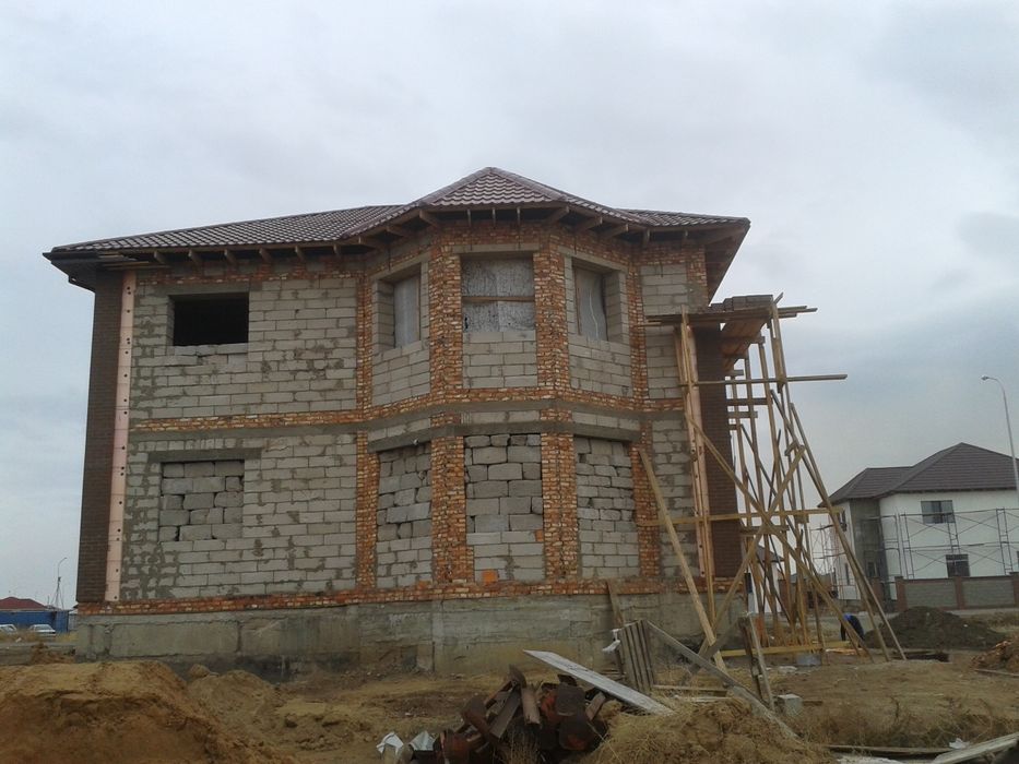 продам коттедж м-н Уркер