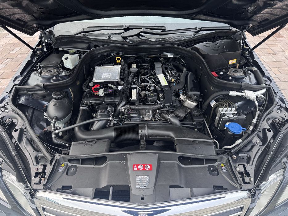 Dezmembrez Mercedes-benz E250 (W212)