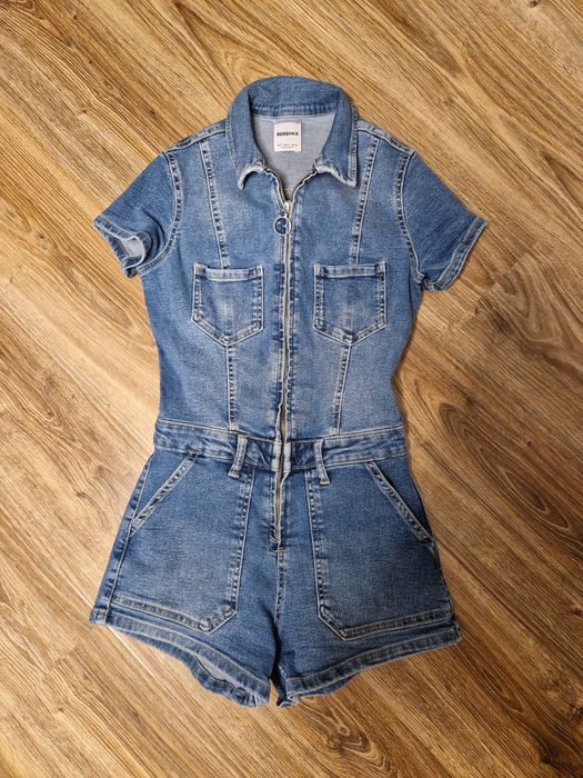 Bershka salopeta denim scurta  xs-s