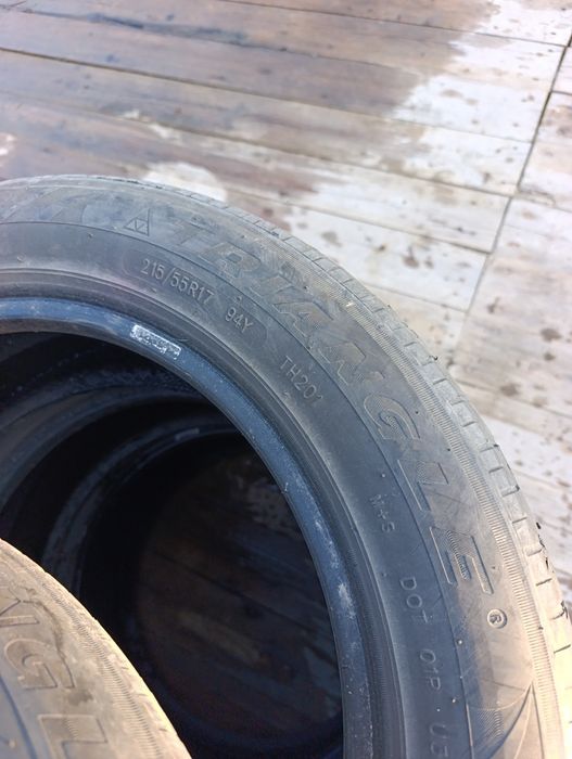 Продам комплект шин на 17