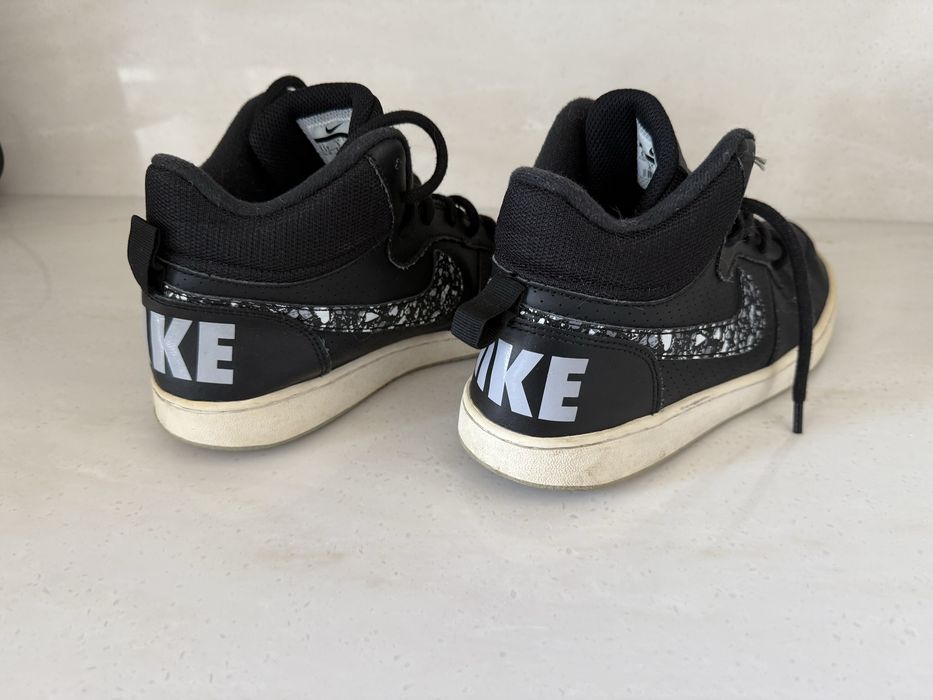 Крассовки Nike для мальчиков